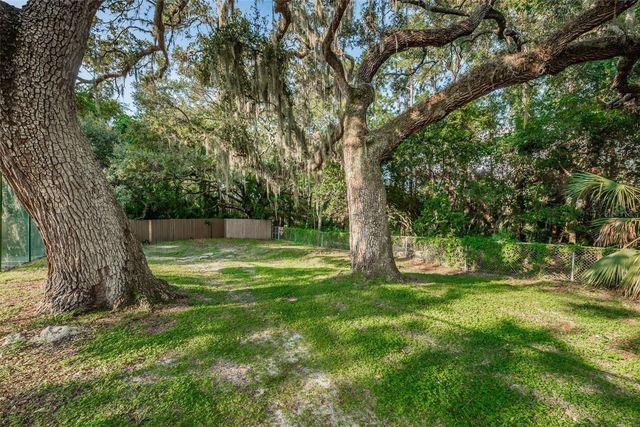 208 LIGHTHOUSE COURT, Safety Harbor, FL 34695