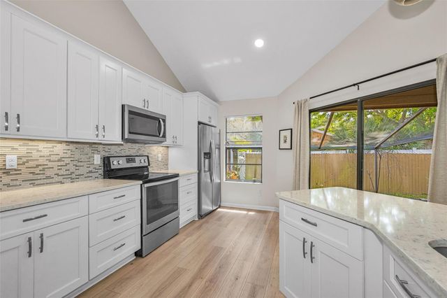 208 LIGHTHOUSE COURT, Safety Harbor, FL 34695