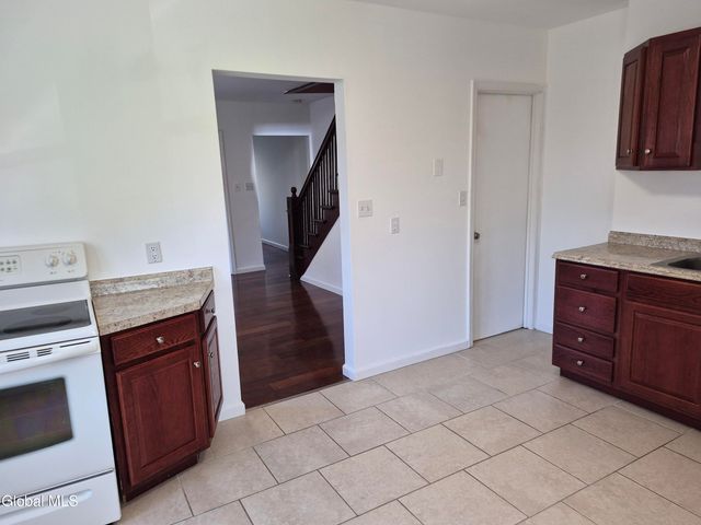 22-24 Campbell Avenue, Castleton-on-hudson, NY 12033