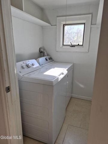22-24 Campbell Avenue, Castleton-on-hudson, NY 12033