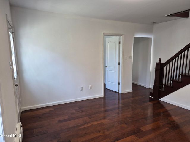 22-24 Campbell Avenue, Castleton-on-hudson, NY 12033