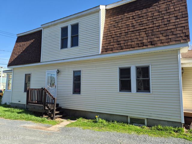 22-24 Campbell Avenue, Castleton-on-hudson, NY 12033