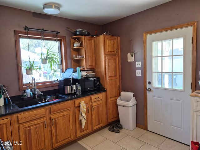 22-24 Campbell Avenue, Castleton-on-hudson, NY 12033