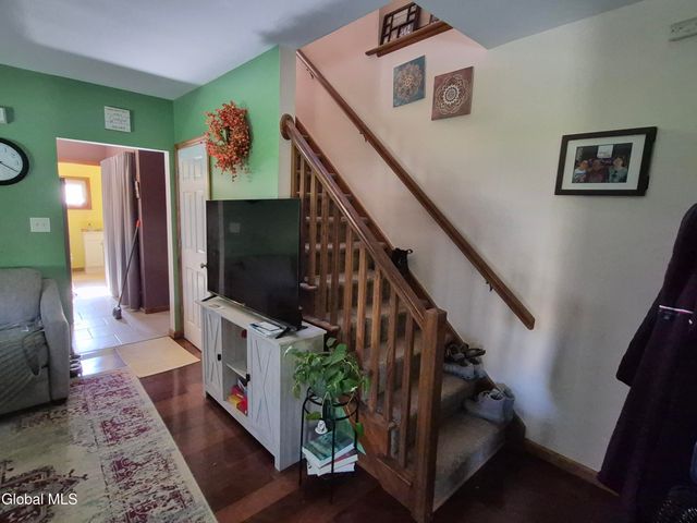 22-24 Campbell Avenue, Castleton-on-hudson, NY 12033