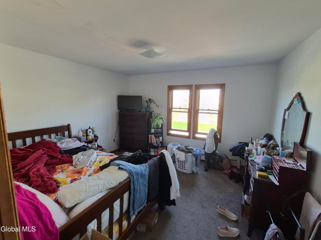 22-24 Campbell Avenue, Castleton-on-hudson, NY 12033