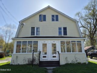 22-24 Campbell Avenue, Castleton-on-hudson, NY 12033