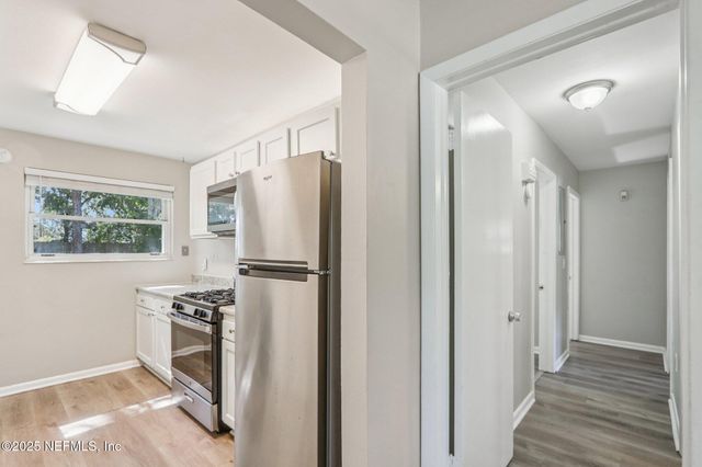 6770 TINKERBELL Lane, Jacksonville, FL 32210