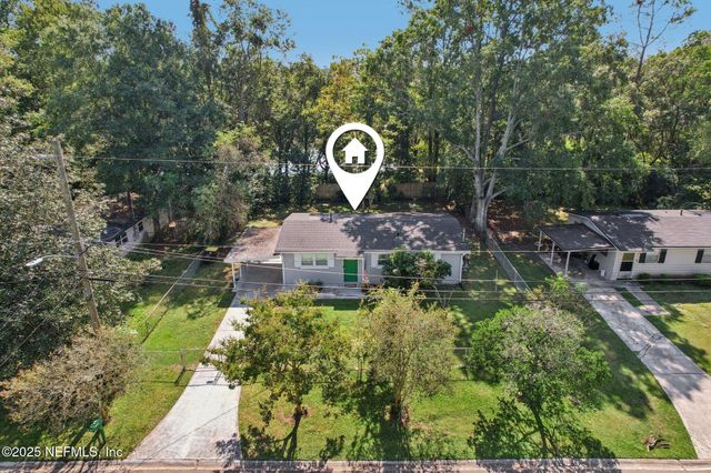 6770 TINKERBELL Lane, Jacksonville, FL 32210
