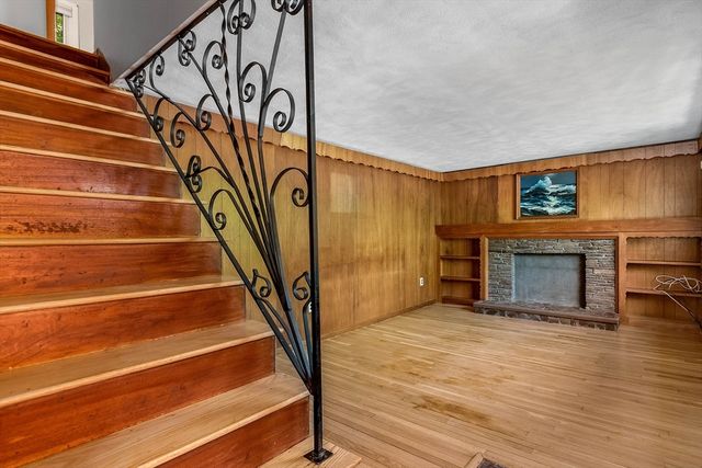 2 Greenbrook Rd, Boston, MA 02136