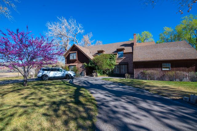 350 Applewood Road, Corrales, NM 87048