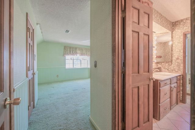 350 Applewood Road, Corrales, NM 87048