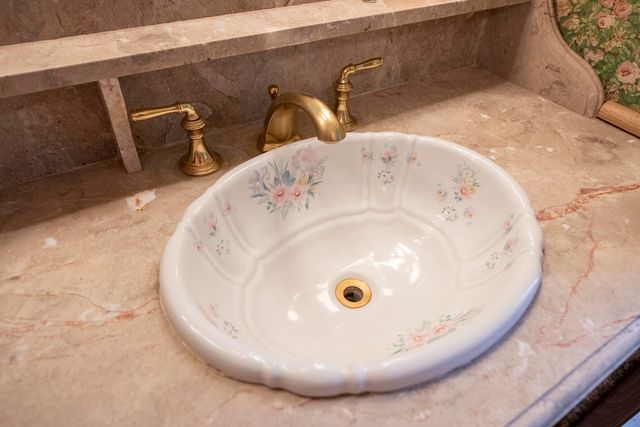 350 Applewood Road, Corrales, NM 87048