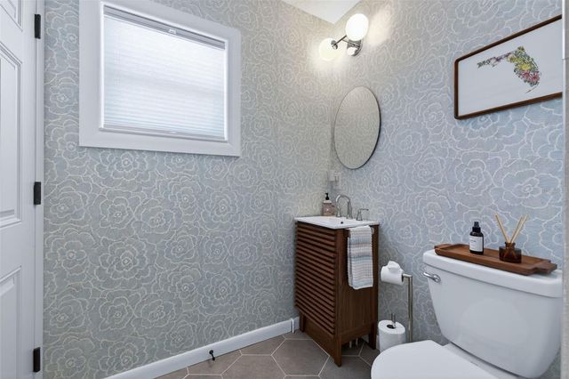 8848 SUNLIT COVE DRIVE NE, St Petersburg, FL 33702