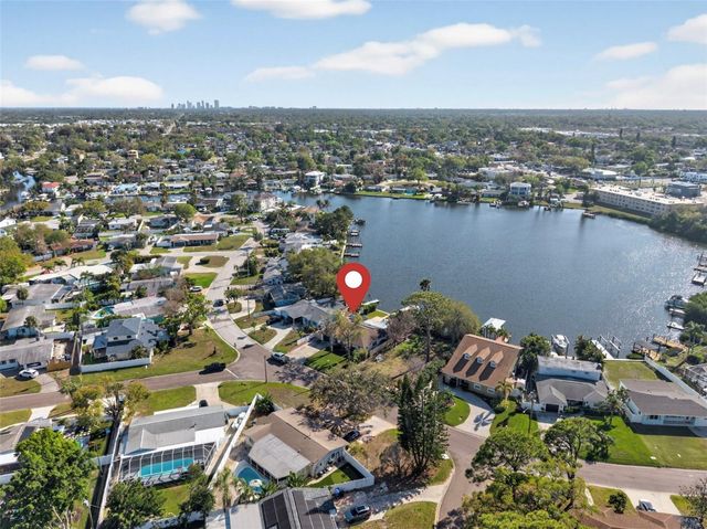 8848 SUNLIT COVE DRIVE NE, St Petersburg, FL 33702