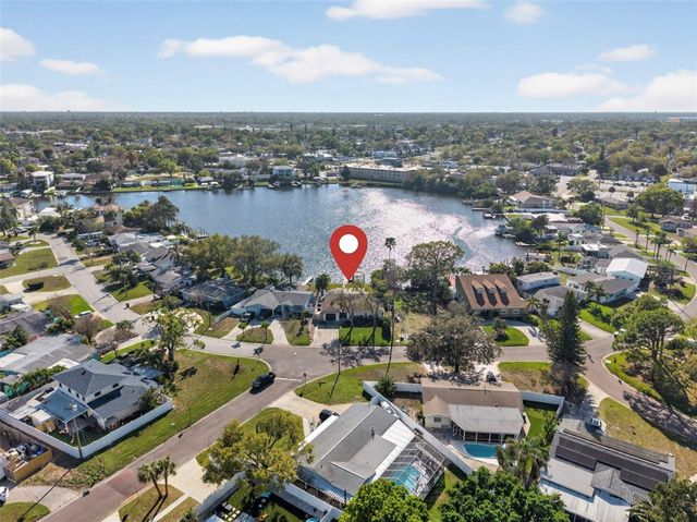 8848 SUNLIT COVE DRIVE NE, St Petersburg, FL 33702