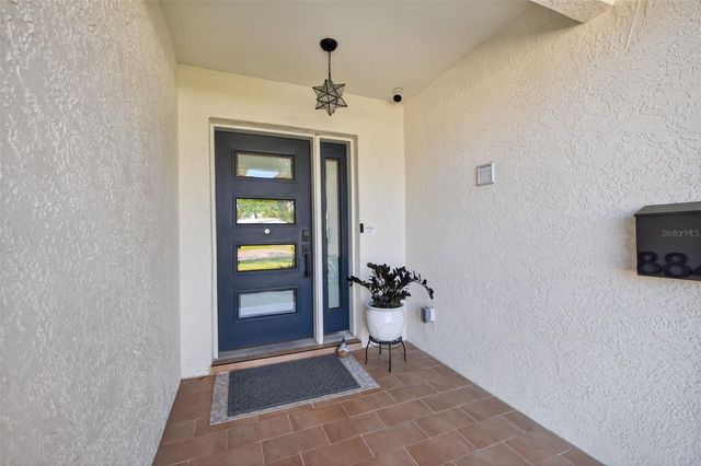 8848 SUNLIT COVE DRIVE NE, St Petersburg, FL 33702