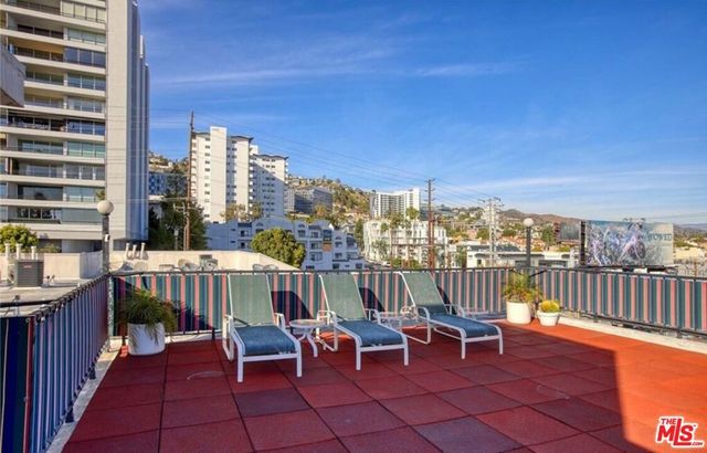8530 Holloway Drive 222, West Hollywood, CA 90069