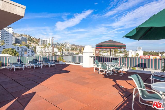 8530 Holloway Drive 222, West Hollywood, CA 90069