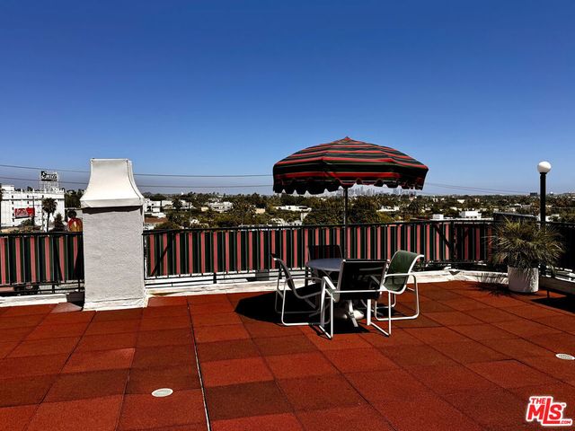 8530 Holloway Drive 222, West Hollywood, CA 90069