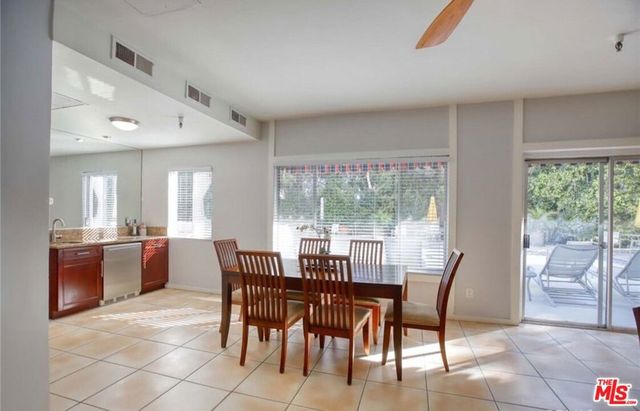 8530 Holloway Drive 222, West Hollywood, CA 90069