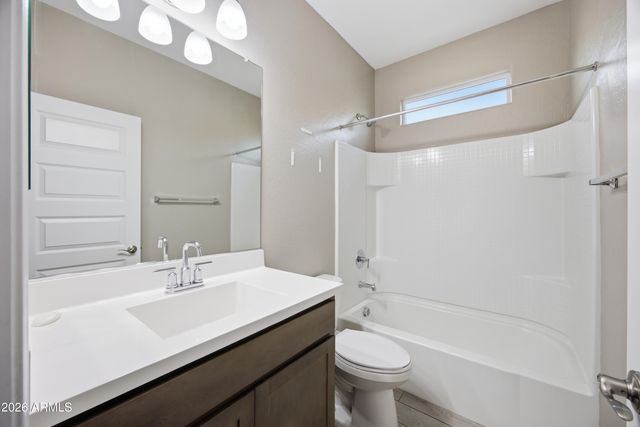 19045 W SHEFFER Avenue, Buckeye, AZ 85326