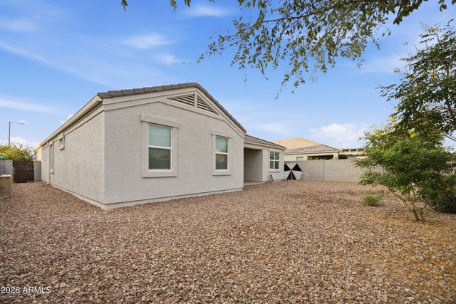 19045 W SHEFFER Avenue, Buckeye, AZ 85326