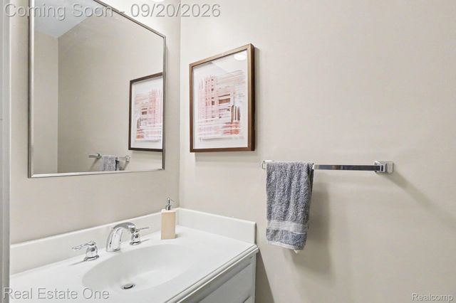 4463 Westover Drive, West Bloomfield Charter Township, MI 48323