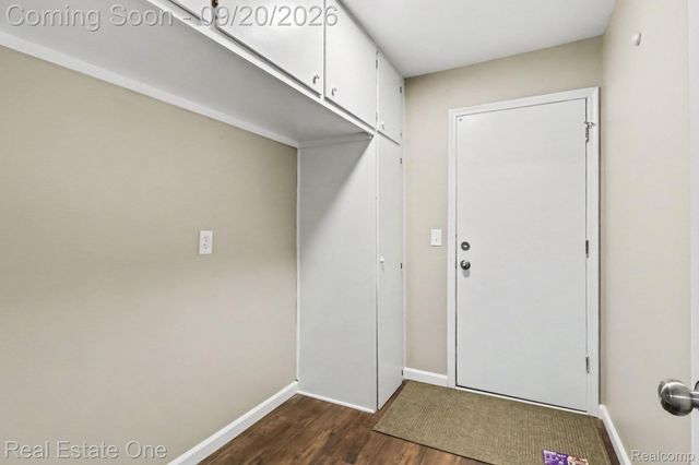 4463 Westover Drive, West Bloomfield Charter Township, MI 48323