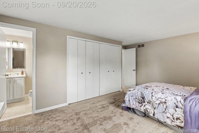 4463 Westover Drive, West Bloomfield Charter Township, MI 48323