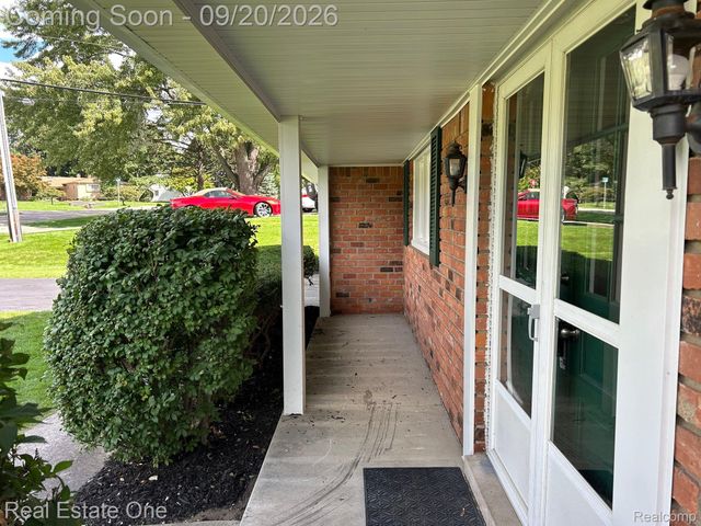4463 Westover Drive, West Bloomfield Charter Township, MI 48323