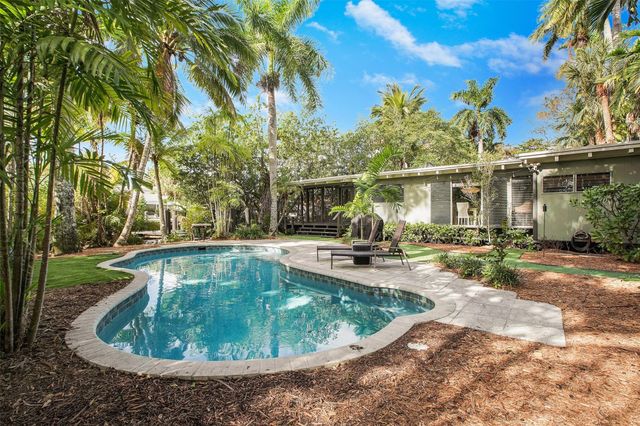 301-311 SW 14 Way, Fort Lauderdale, FL 33312