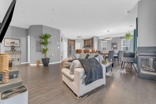 3146 IRMA CT, Suitland, MD 20746