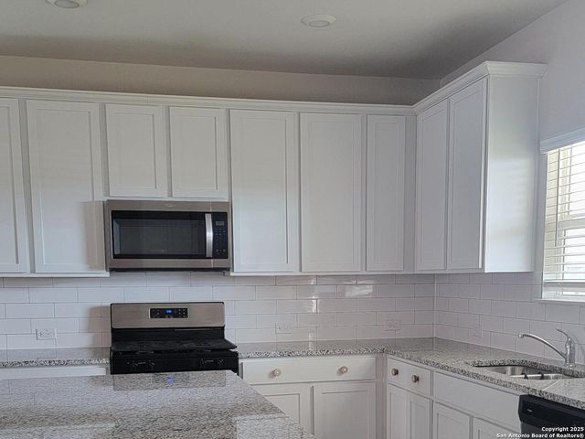 609 Steele Shallows, Cibolo, TX 78108