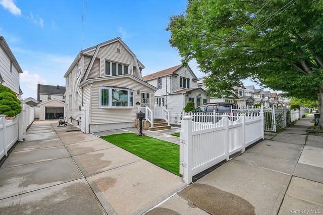 89-78 219th Street, Queens Village, NY 11427