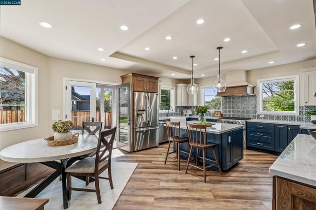 850 Las Trampas Rd, Lafayette, CA 94549