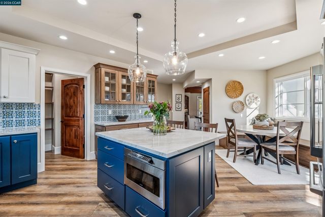 850 Las Trampas Rd, Lafayette, CA 94549