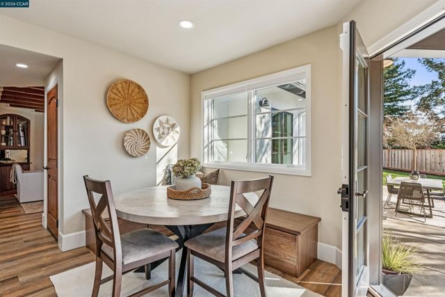 850 Las Trampas Rd, Lafayette, CA 94549