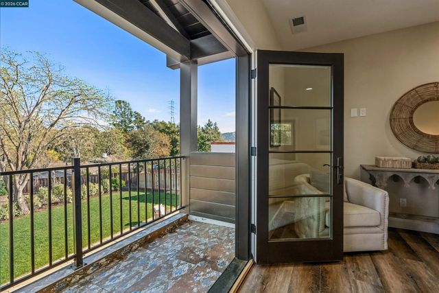 850 Las Trampas Rd, Lafayette, CA 94549