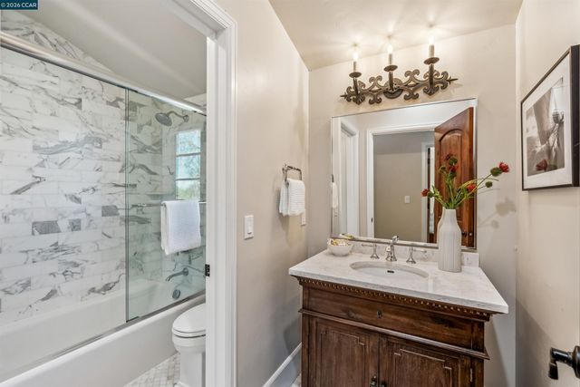 850 Las Trampas Rd, Lafayette, CA 94549