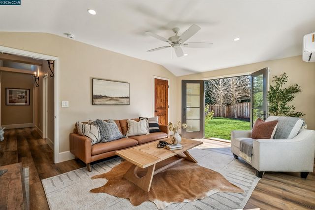 850 Las Trampas Rd, Lafayette, CA 94549