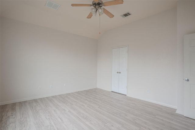 140 Dropper, Kyle, TX 78640