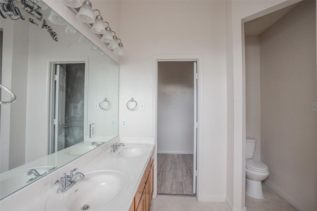 140 Dropper, Kyle, TX 78640