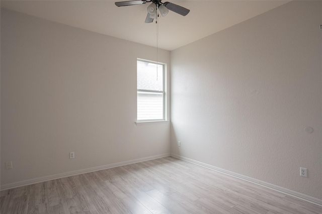 140 Dropper, Kyle, TX 78640