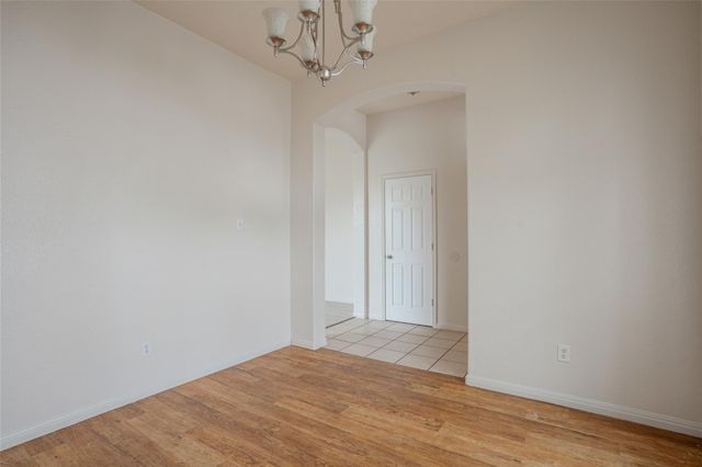 140 Dropper, Kyle, TX 78640