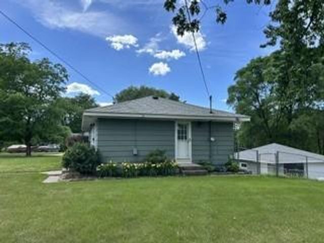 3900 W 113th Street, Bloomington, MN 55437