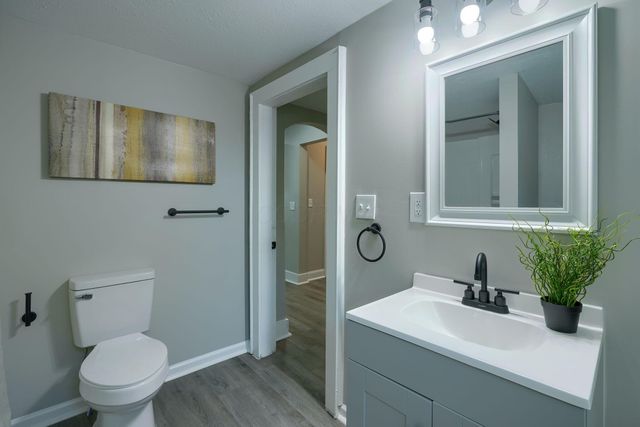 1071 Seymour Avenue, Columbus, OH 43206