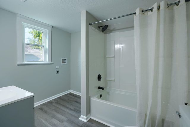 1071 Seymour Avenue, Columbus, OH 43206