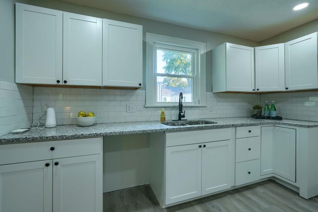 1071 Seymour Avenue, Columbus, OH 43206