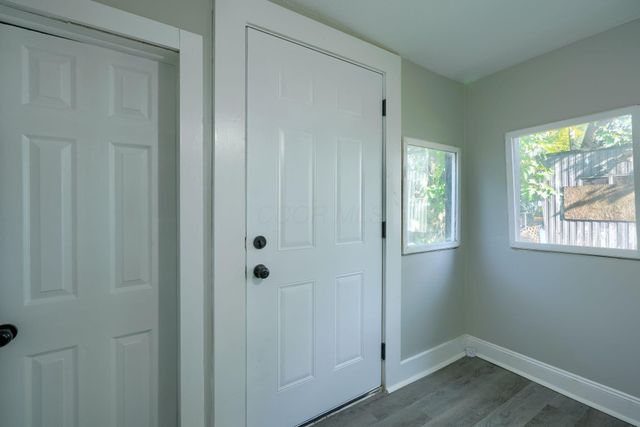 1071 Seymour Avenue, Columbus, OH 43206