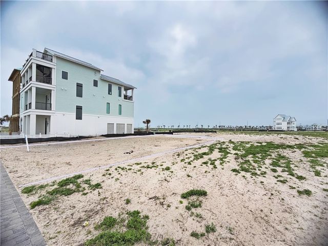 328 Purslane Dr, Port Aransas, TX 78373